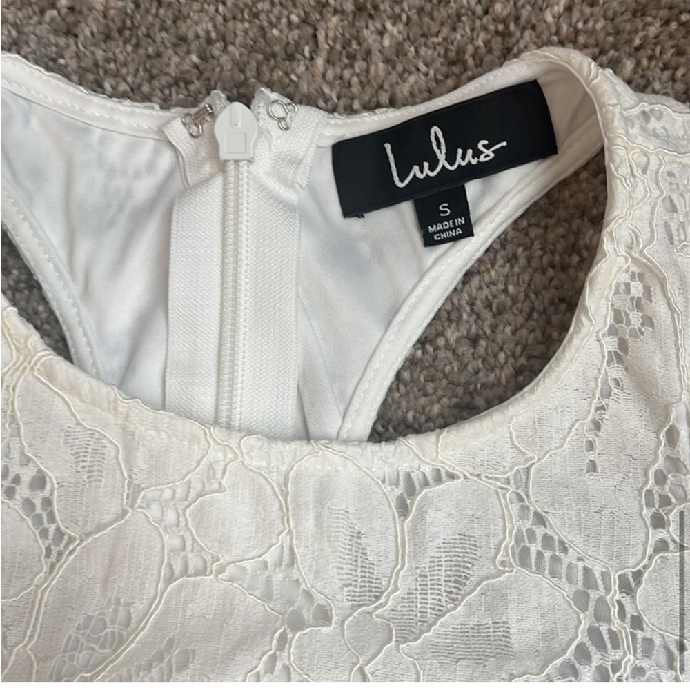 Lulu's White Sleeveless Halter Fit and Flare Dress NWT - Picture 8 of 9